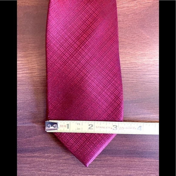 🍁SALE🍁 CALVIN KLEIN 100% Silk Red Necktie XL - Picture 8 of 9